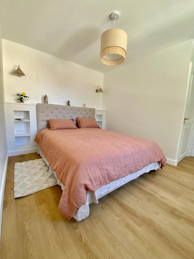 La Maison L'Eperon, Stylish 5 Star Villa Surrounded By Vineyard Near Saint Emilion Verac Exterior photo